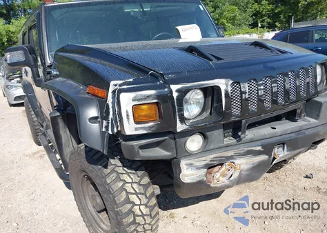 2005 Hummer H2 Suv z USA, uszkodzony, nr VIN 5GRGN23U05H115988